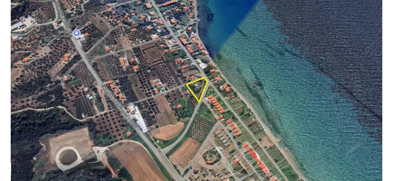 Land plot in Nea Skioni
