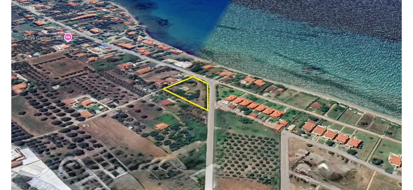 Land plot in Nea Skioni