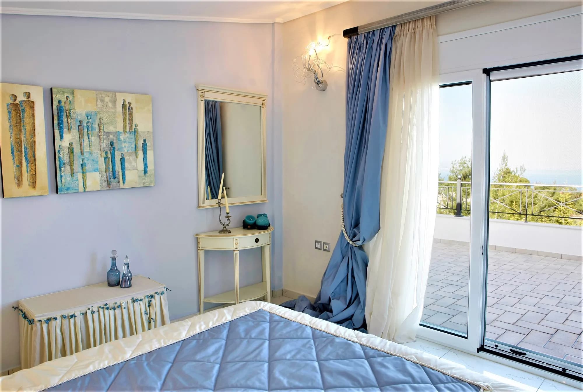 VILLA IN AMONI / PEFKALIS - swimming pool and private chapel, plot 2,000 sq.m.