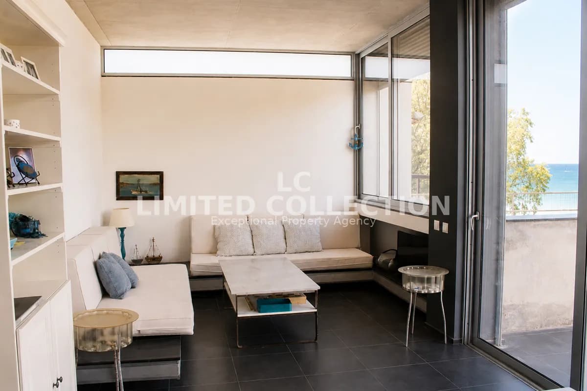 Propriété en front de mer avec maison d'amis à Xylókastro