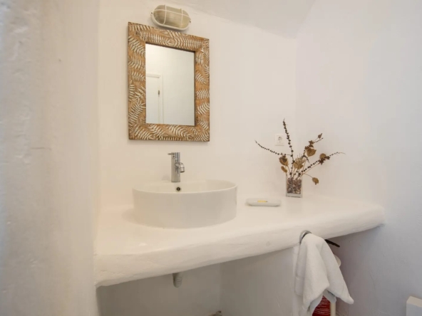 WhatsApp Image 2025-08-28 at 14.54.45 (3)