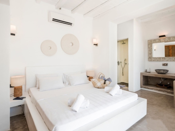 WhatsApp Image 2025-12-03 at 15.17.44