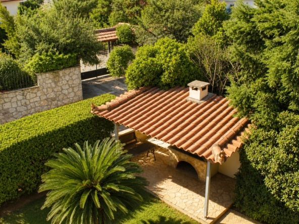 garden_pavilion_view